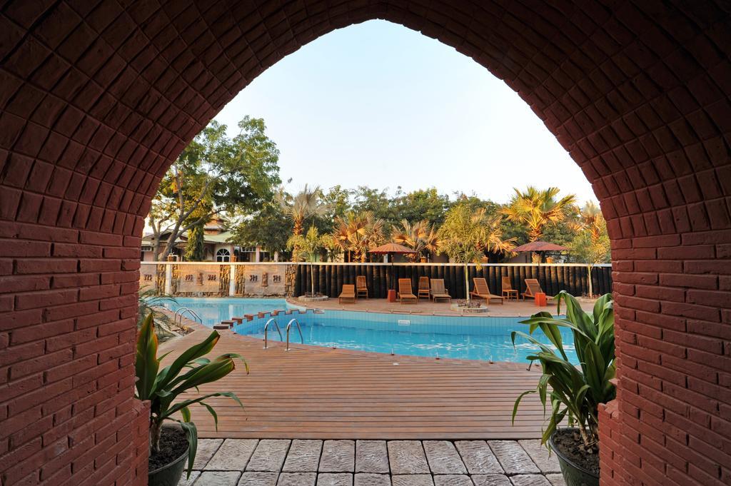 Sky Palace Hotel Bagan Eksteriør billede