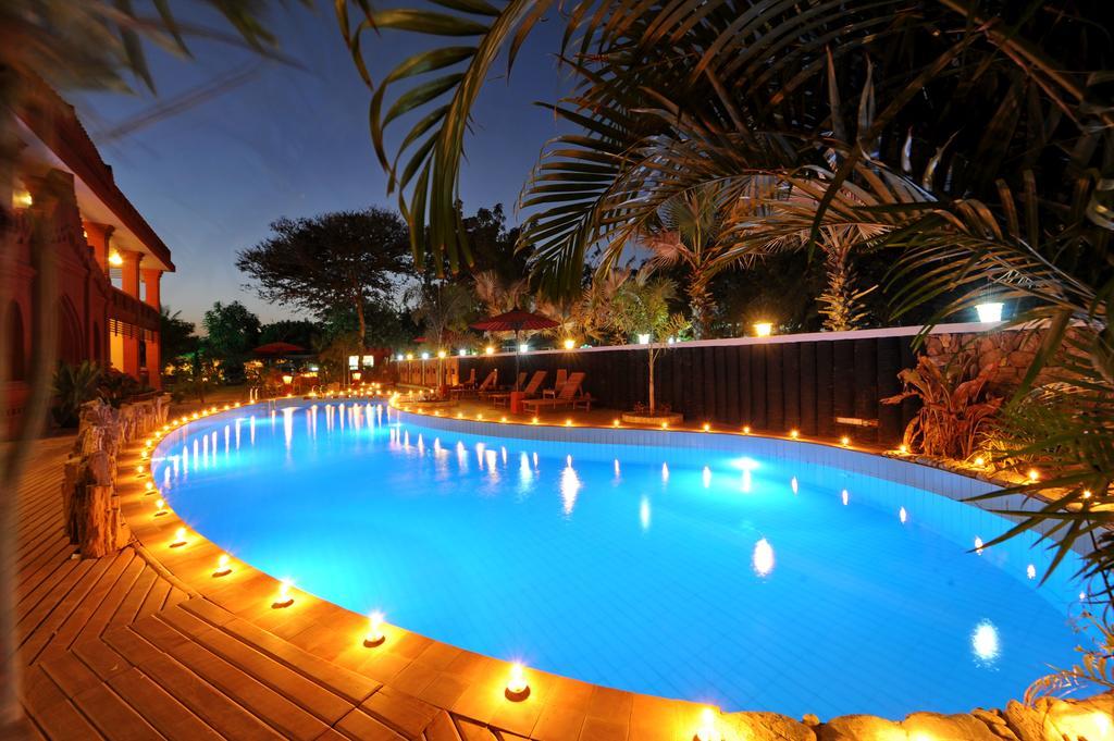 Sky Palace Hotel Bagan Eksteriør billede