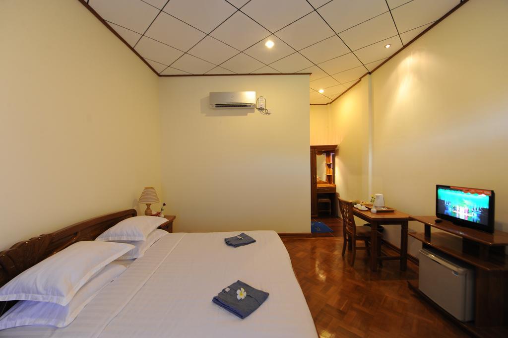 Sky Palace Hotel Bagan Eksteriør billede