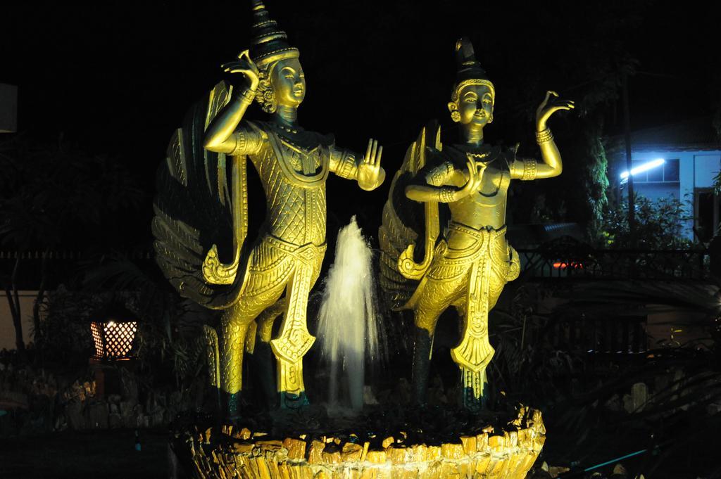 Sky Palace Hotel Bagan Eksteriør billede