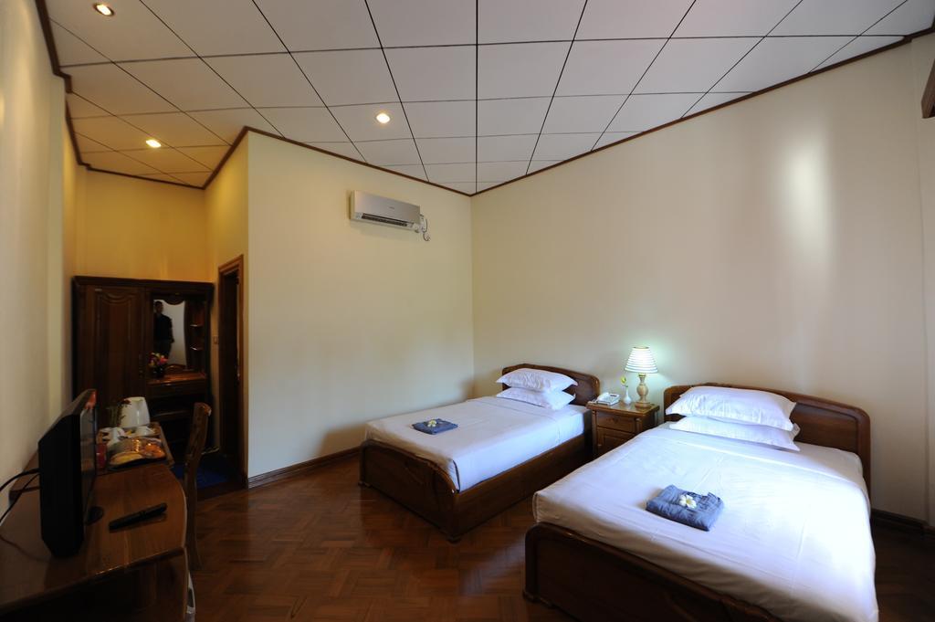 Sky Palace Hotel Bagan Eksteriør billede