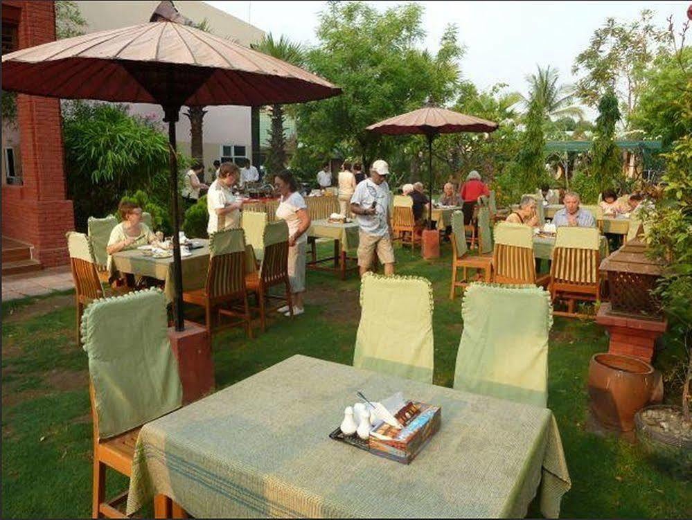 Sky Palace Hotel Bagan Eksteriør billede